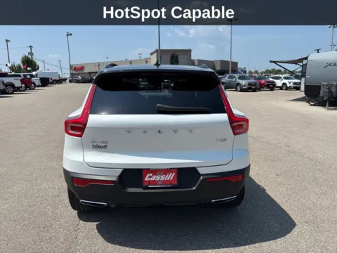 More photos of 2020 Volvo XC40 R-Design at Cassill Motors, IA