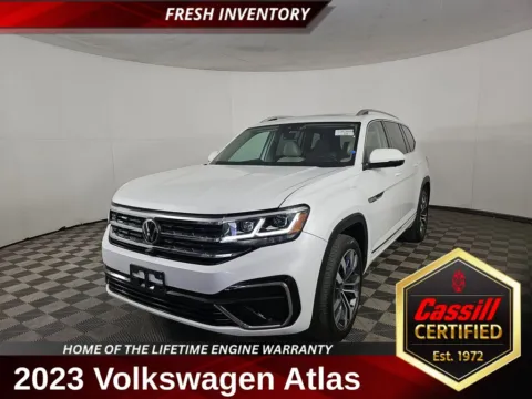 White 2023 Volkswagen Atlas 3.6L V6 SEL Premium R-Line for sale in Cedar Rapids, IA