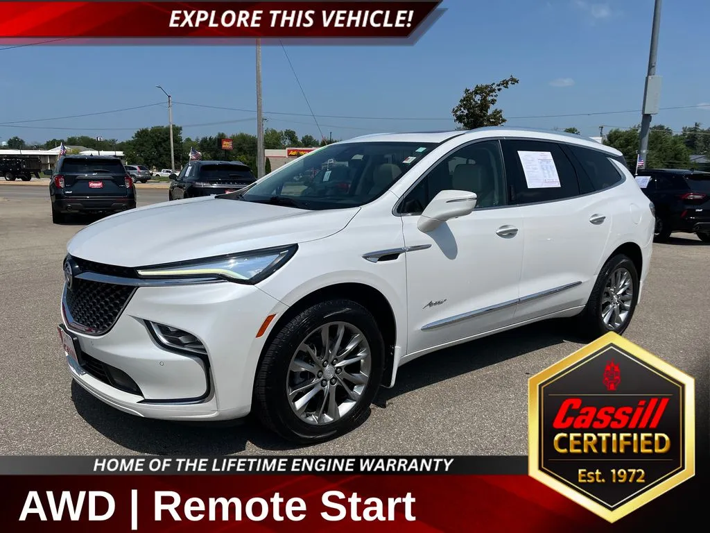White 2022 Buick Enclave Avenir for sale in Cedar Rapids, IA