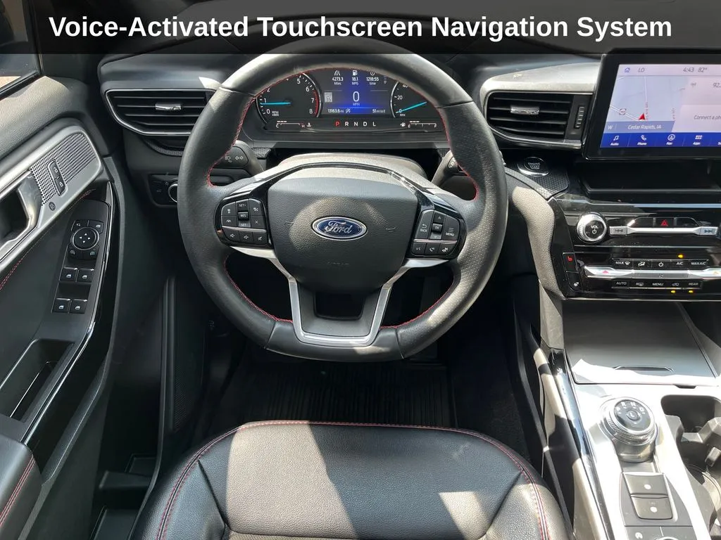 Ford Explorer photo 18