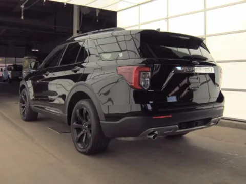 More photos of 2024 Ford Explorer ST-Line at Cassill Motors, IA