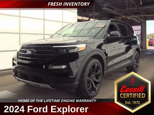 Black 2024 Ford Explorer ST-Line for sale in Cedar Rapids, IA