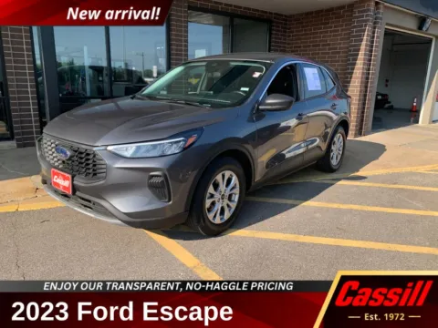 Gray 2023 Ford Escape Hybrid Active for sale in Cedar Rapids, IA