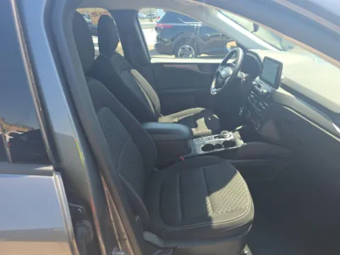 More photos of 2023 Ford Escape Hybrid Active at Cassill Motors, IA