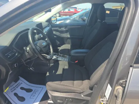 More photos of 2023 Ford Escape Hybrid Active at Cassill Motors, IA