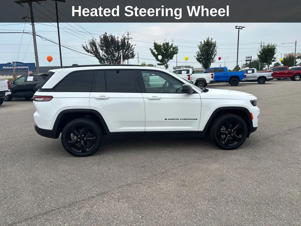 Jeep Grand Cherokee photo 8