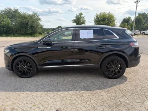 Photos of 2023 Lincoln Nautilus Reserve for sale in Cedar Rapids, IA at Cassill Motors