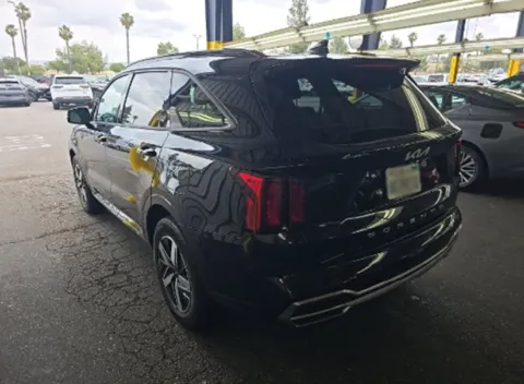 Photos of 2022 Kia Sorento S for sale in Cedar Rapids, IA at Cassill Motors