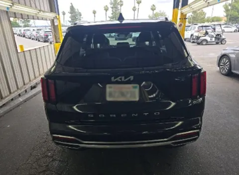 More photos of 2022 Kia Sorento S at Cassill Motors, IA