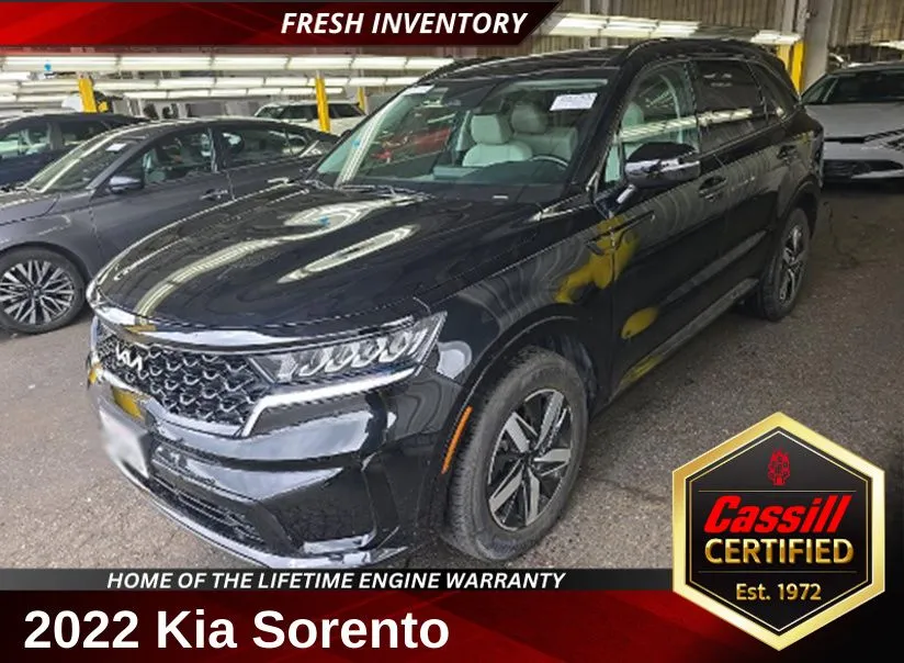 Black 2022 Kia Sorento S for sale in Cedar Rapids, IA