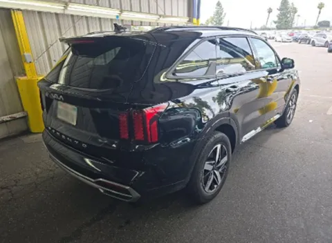 More photos of 2022 Kia Sorento S at Cassill Motors, IA