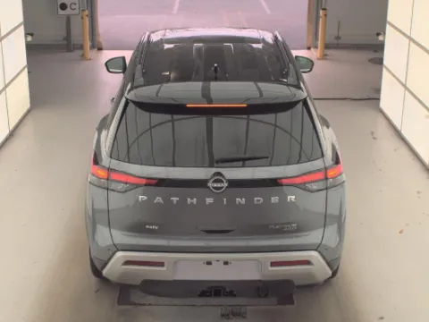 More photos of 2025 Nissan Pathfinder Platinum at Cassill Motors, IA