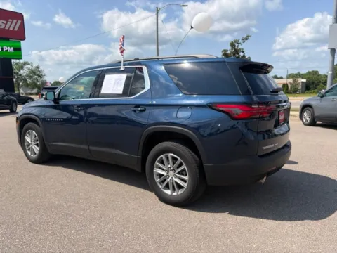 More photos of 2023 Chevrolet Traverse LT at Cassill Motors, IA