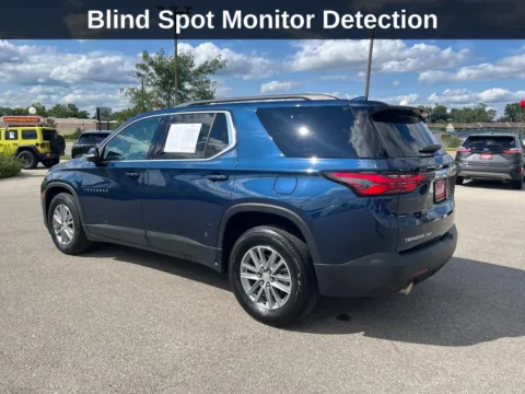 Another view of 2023 Chevrolet Traverse LT for sale in Cedar Rapids, IA at Cassill Motors