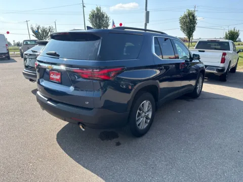 More photos of 2023 Chevrolet Traverse LT at Cassill Motors, IA