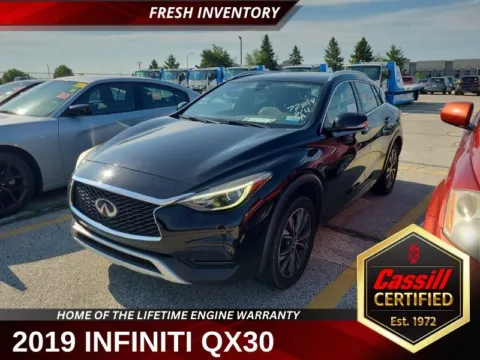 Black 2019 INFINITI QX30 LUXE for sale in Cedar Rapids, IA