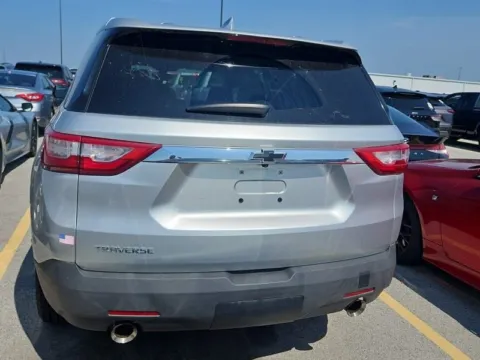 More photos of 2019 Chevrolet Traverse LS at Cassill Motors, IA