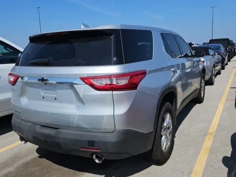 More photos of 2019 Chevrolet Traverse LS at Cassill Motors, IA