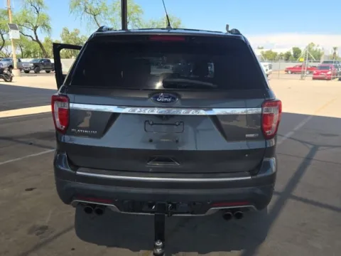 More photos of 2018 Ford Explorer Platinum at Cassill Motors, IA