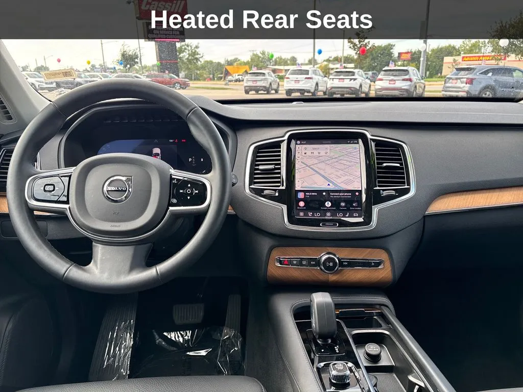 Volvo XC90 photo 16