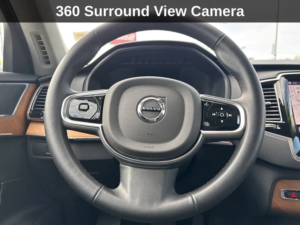 Volvo XC90 photo 19