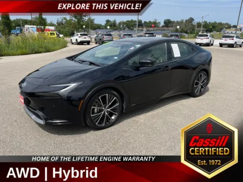 Black 2023 Toyota Prius XLE for sale in Cedar Rapids, IA
