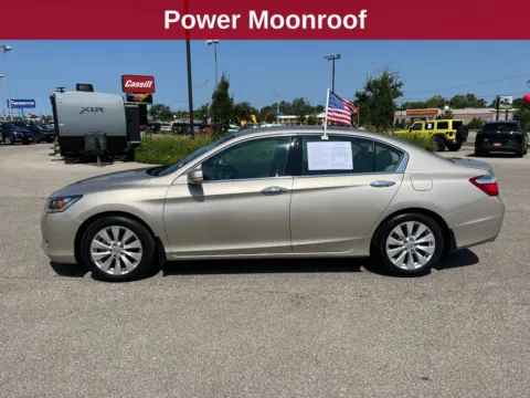 Photos of 2013 Honda Accord EX-L for sale in Cedar Rapids, IA at Cassill Motors