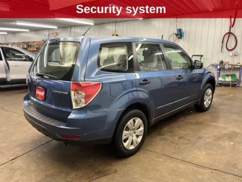 More photos of 2009 Subaru Forester 2.5X at Cassill Motors, IA