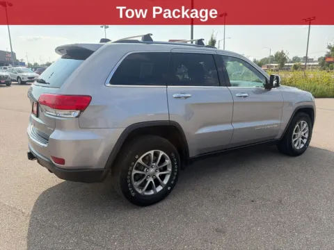 More photos of 2014 Jeep Grand Cherokee Limited at Cassill Motors, IA