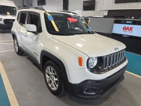 More photos of 2018 Jeep Renegade Latitude at Cassill Motors, IA