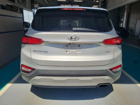 More photos of 2019 Hyundai Santa Fe SE at Cassill Motors, IA