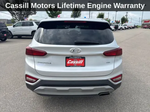 More photos of 2019 Hyundai Santa Fe SE at Cassill Motors, IA