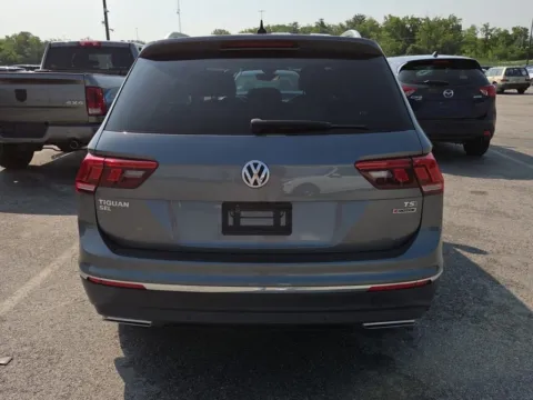 More photos of 2018 Volkswagen Tiguan 2.0T SEL Premium at Cassill Motors, IA