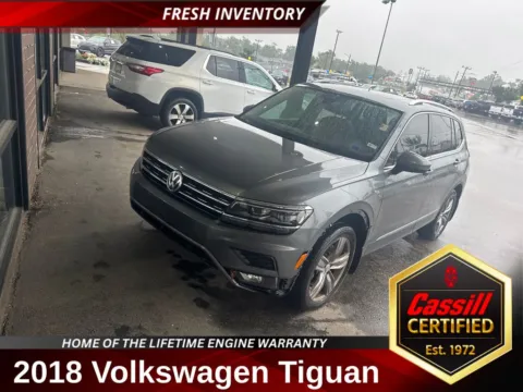 Gray 2018 Volkswagen Tiguan 2.0T SEL Premium for sale in Cedar Rapids, IA