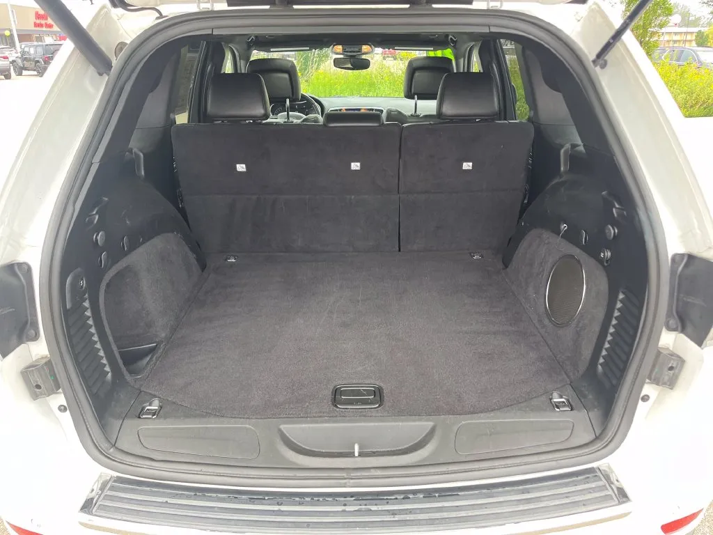 Jeep Grand Cherokee photo 30
