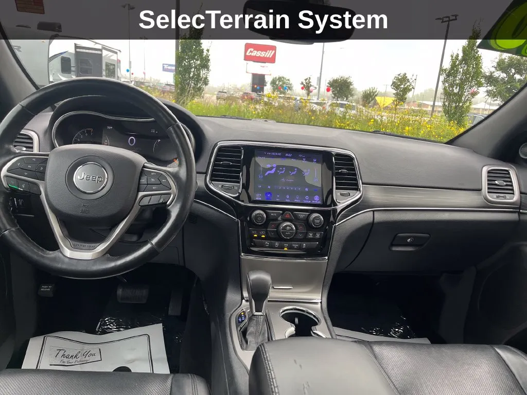 Jeep Grand Cherokee photo 16