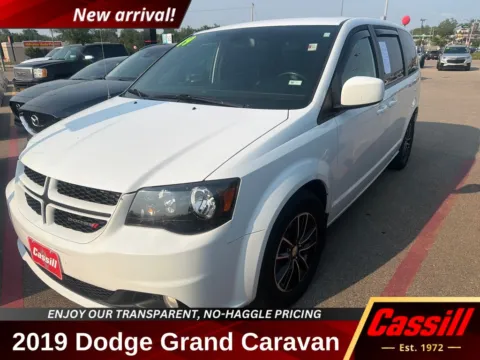White 2019 Dodge Grand Caravan GT for sale in Cedar Rapids, IA