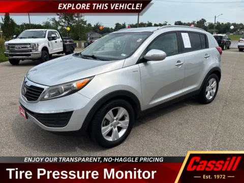 Silver 2013 Kia Sportage LX for sale in Cedar Rapids, IA