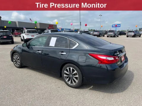 Another view of 2016 Nissan Altima 2.5 SL for sale in Cedar Rapids, IA at Cassill Motors