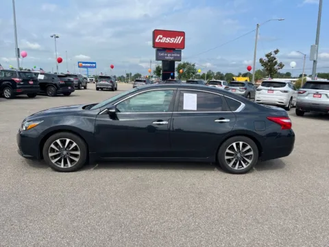 Photos of 2016 Nissan Altima 2.5 SL for sale in Cedar Rapids, IA at Cassill Motors