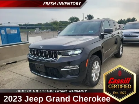 Black 2023 Jeep Grand Cherokee Limited for sale in Cedar Rapids, IA