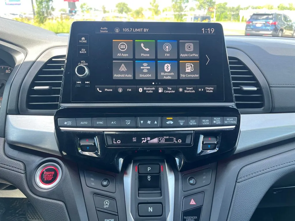 Honda Odyssey photo 26