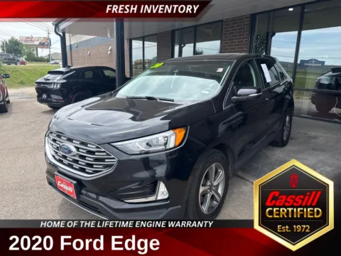 Black 2020 Ford Edge SEL for sale in Cedar Rapids, IA