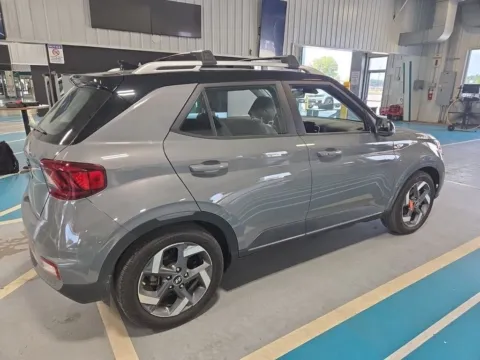More photos of 2022 Hyundai Venue Limited at Cassill Motors, IA