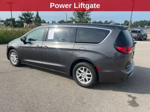 Another view of 2017 Chrysler Pacifica Touring L for sale in Cedar Rapids, IA at Cassill Motors