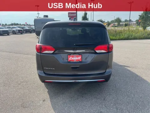 More photos of 2017 Chrysler Pacifica Touring L at Cassill Motors, IA