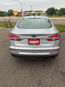 Photos of 2020 Ford Fusion SE for sale in Cedar Rapids, IA at Cassill Motors