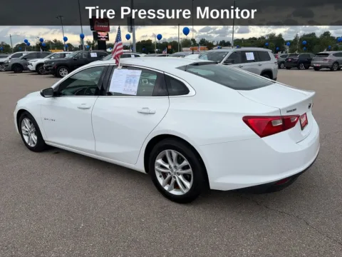 Another view of 2018 Chevrolet Malibu LT for sale in Cedar Rapids, IA at Cassill Motors