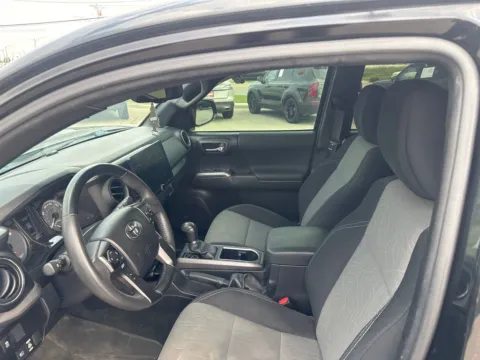 More photos of 2022 Toyota Tacoma TRD Off-Road at Cassill Motors, IA