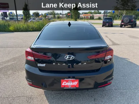 More photos of 2019 Hyundai Elantra SEL at Cassill Motors, IA